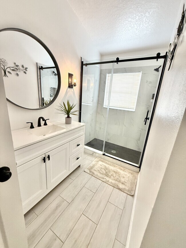 Building Photo - 2266 Mallard Creek Cir