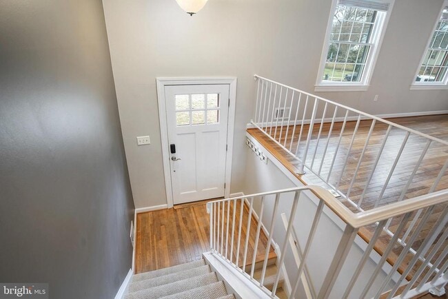 Building Photo - 8300 Midwood St