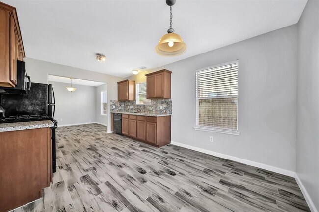 Building Photo - 6607 Colonial Rose Ln