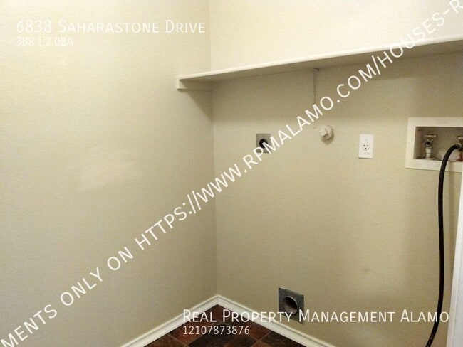 Building Photo - 6838 Saharastone Dr