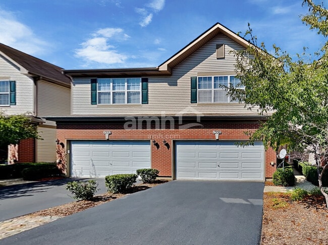 Building Photo - 1350 W Crane View Ct