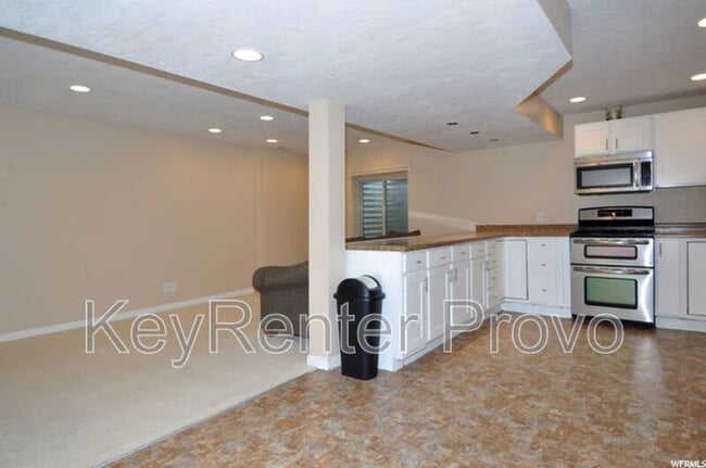 Building Photo - 3891 E Cunninghill Dr