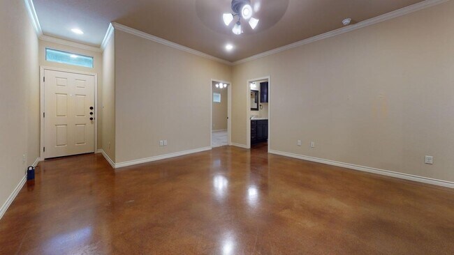 Building Photo - 140 Knox Dr