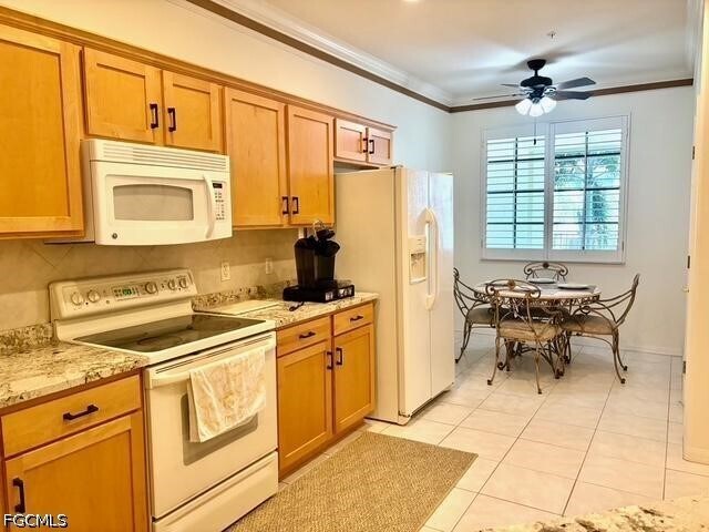 Building Photo - 20021 Sanibel View Cir