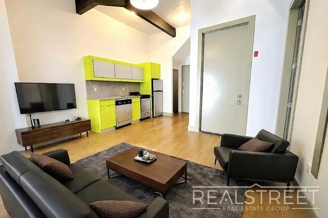 Building Photo - 238 Central Ave