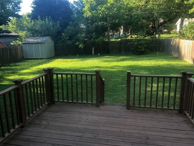 Building Photo - 1520 Crosby Ln