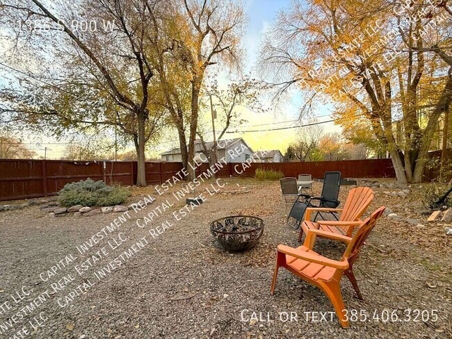 Building Photo - 1386 S 900 W