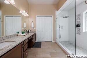 Building Photo - 1131 Flaming Oak Dr