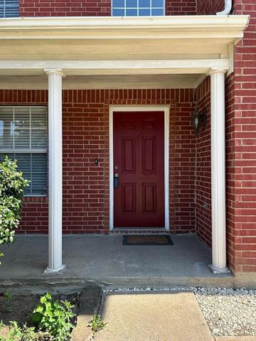 Building Photo - 2404 Texoma Dr