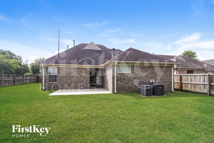 Building Photo - 978 Parham Drive