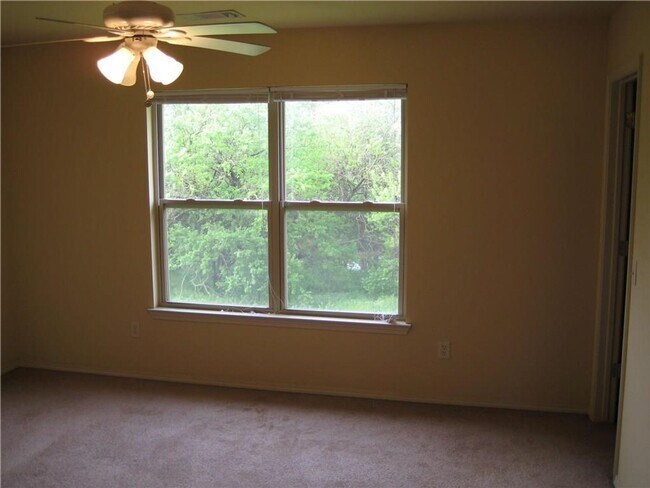 Building Photo - Discover your dream home in Bentonville, AR!