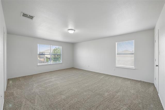Building Photo - 318 Chisholm Trail
