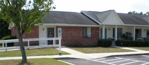 Primary Photo - Lake View Green Apartments