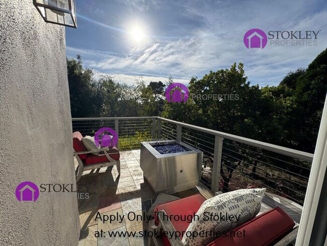 Building Photo - 155 Farallon Ct