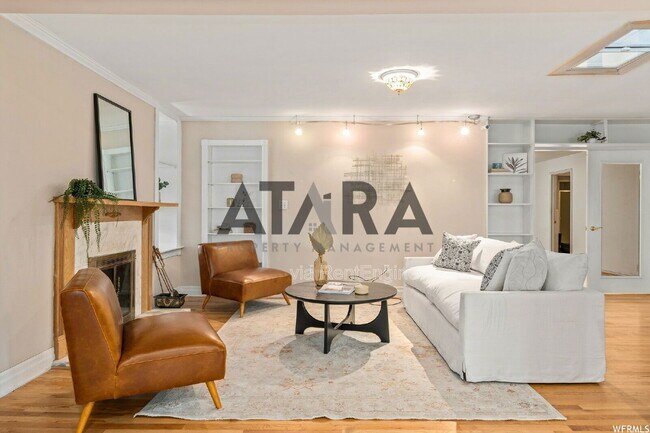 Building Photo - 1577 E Tomahawk Dr