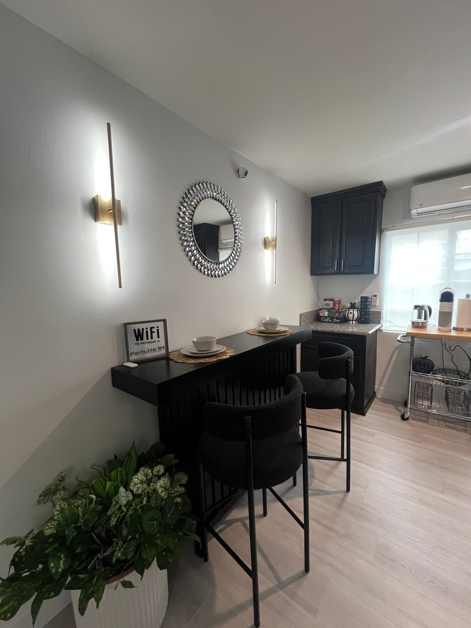 Dining - 527 W Colden Ave