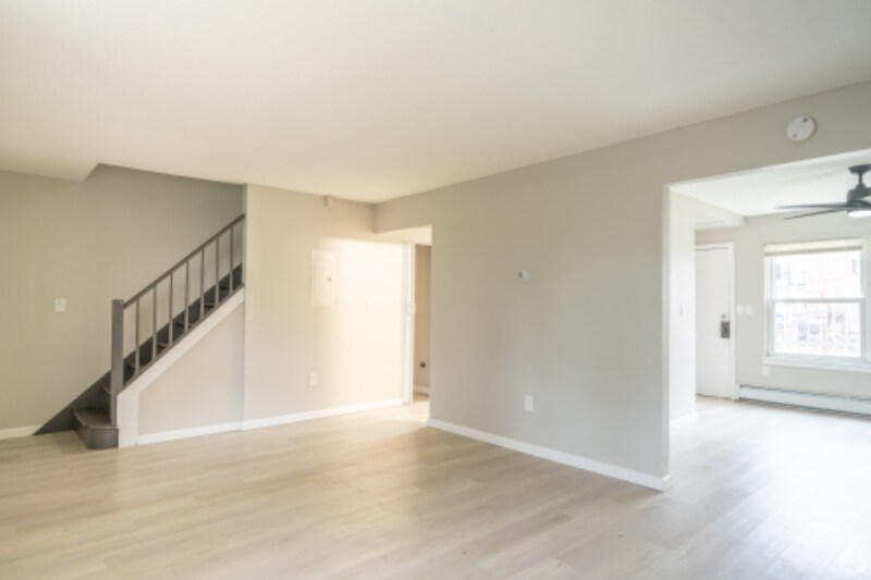 Building Photo - 238 Mather St