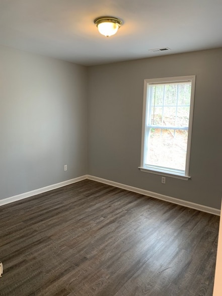 Building Photo - 1620 Granite St