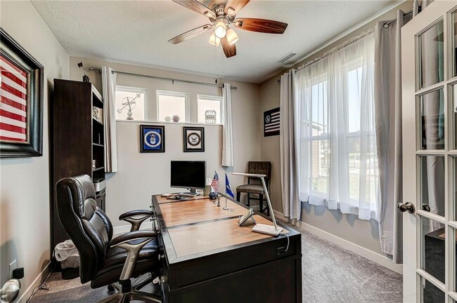 Building Photo - Beautiful 5 BR Home in Brownsburg!