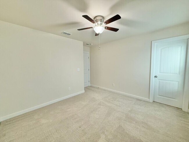 Building Photo - 2013 Ernesto Ln