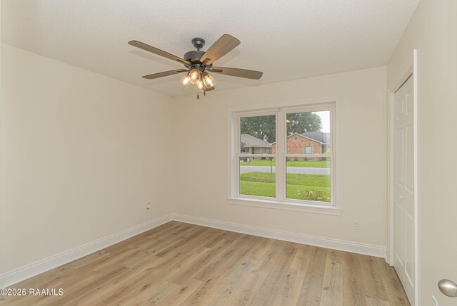Building Photo - 122 Pebble Beach Dr