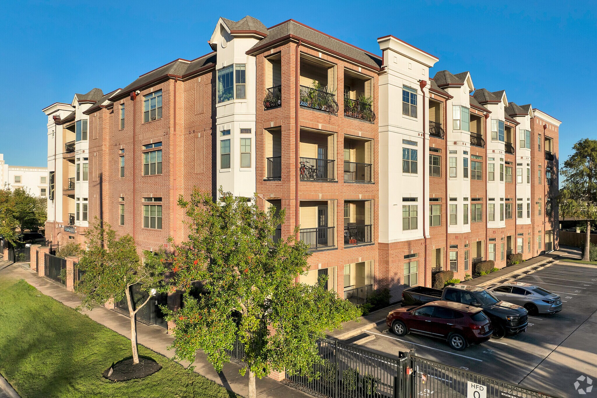 Alternate - Midtown Grove