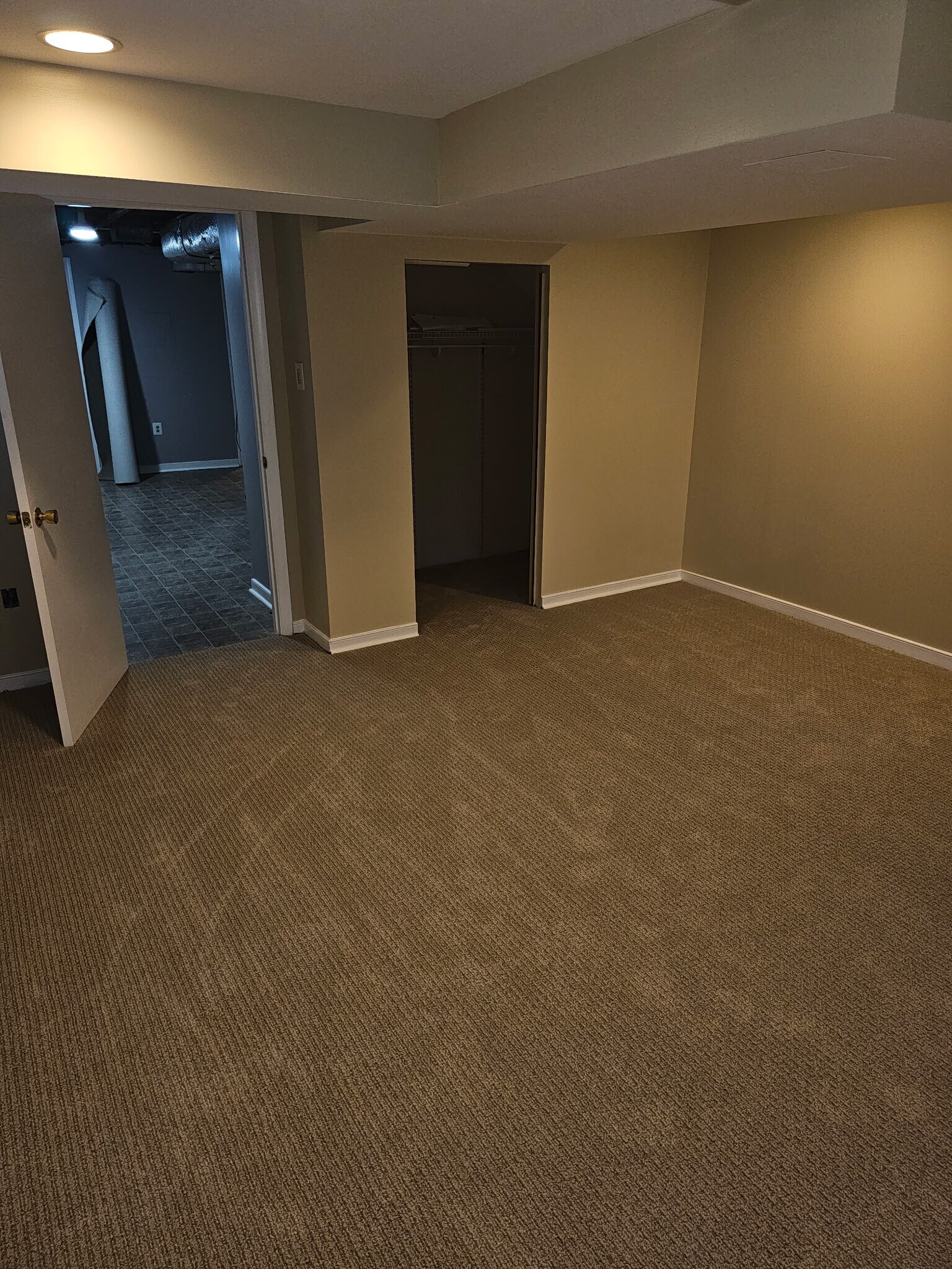 Building Photo - 9503 Hale Pl