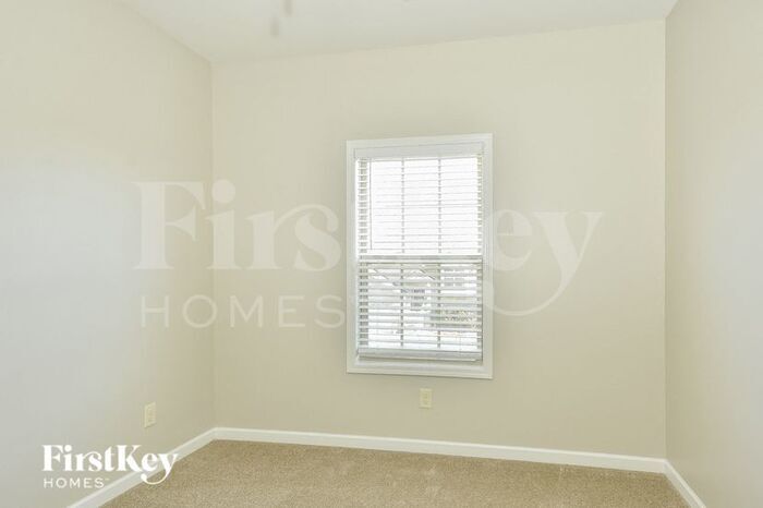 Building Photo - 1558 Cobra Ln