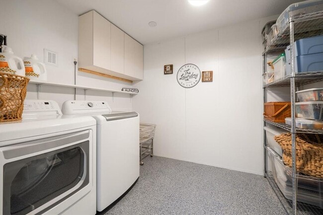 Building Photo - 109 Peterson Ln