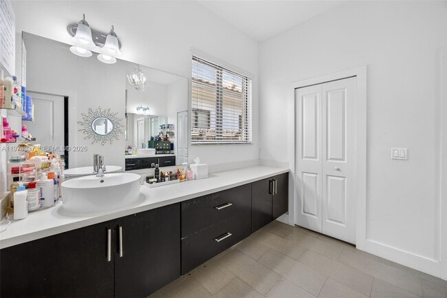 Building Photo - 14541 SW 16th St