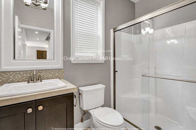 Building Photo - Discover Luxury Living with Exceptional Amenities at Arbor Oaks!