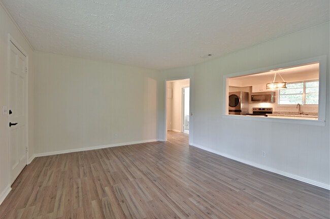 Building Photo - 1623 Ellison Ln SW