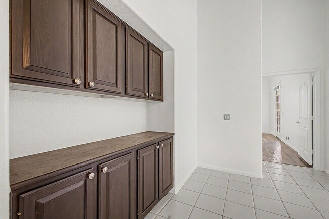 Building Photo - Beautiful Sonoran Heights 4 bed Home, 3 car garage, and Pool