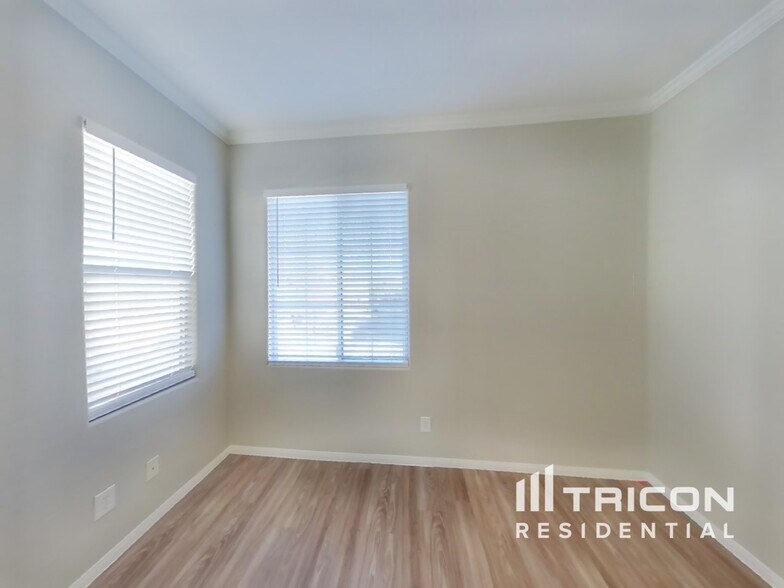 Building Photo - 7549 Brisa Del Mar Ave