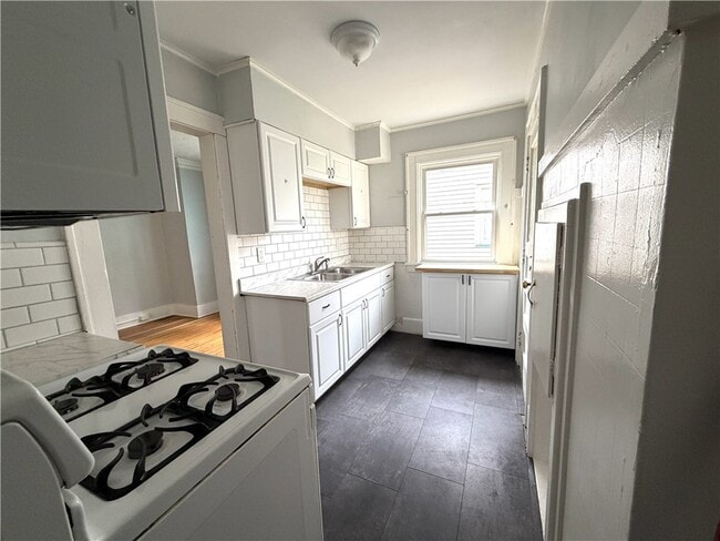 Building Photo - 5 Vayo St