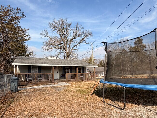 Building Photo - 4917 Andersonville Hwy