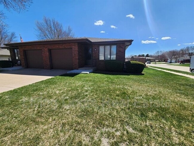 Primary Photo - 1710 Eastridge Ave