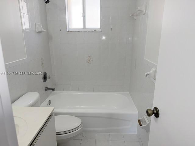 Building Photo - 3260 W 70th St