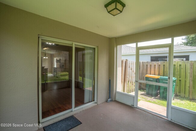 Building Photo - 2467 Deercroft Dr