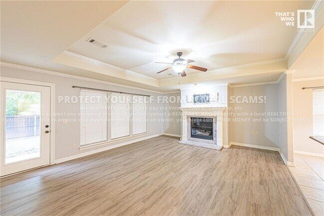 Building Photo - 3800 SW Banbury Dr