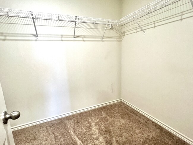 Building Photo - 113 Sunnymeade Ln