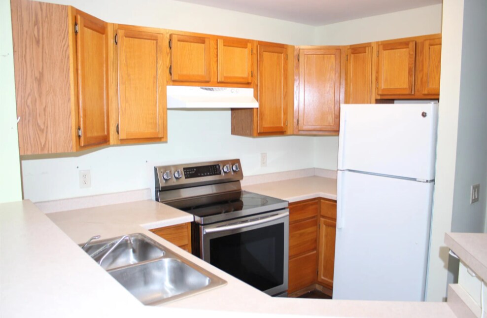 Building Photo - 33A Grand Canyon Dr