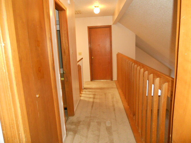 Building Photo - 2308 Lowell Dr