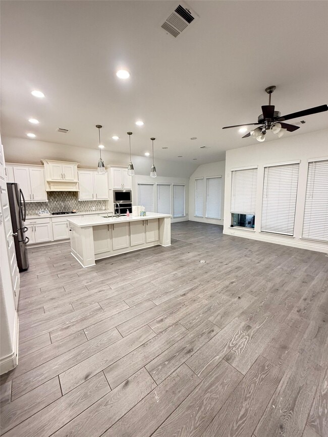 Building Photo - 19715 Hale Hollow Creek Dr