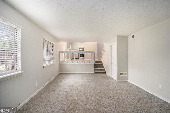 Building Photo - 676 Tarkington Rd S