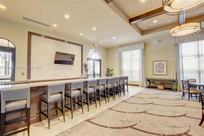 Building Photo - 8840 S Miralago Way