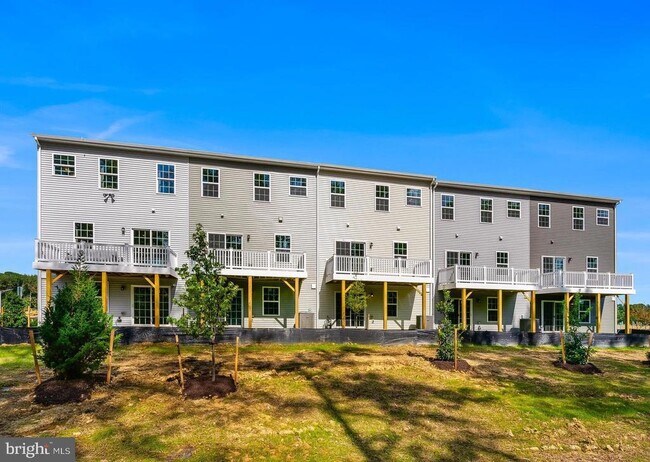 Building Photo - 8334 Graham Patrick Ave