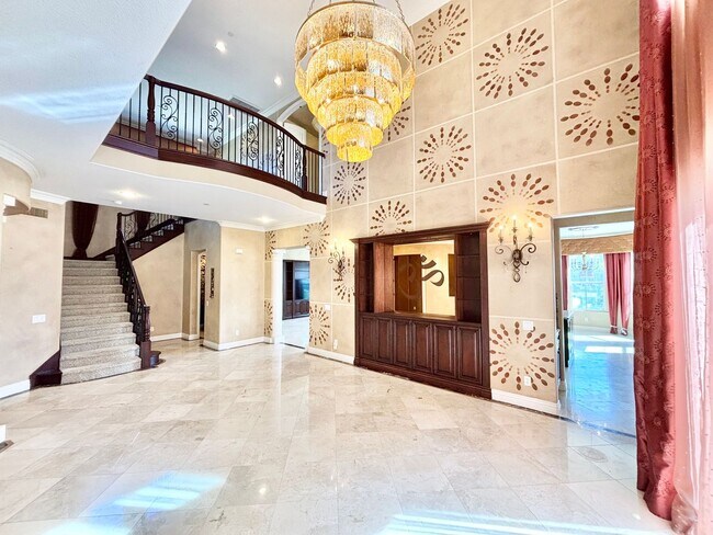 Building Photo - Boat Dock Home | Gated Community | Oxnard ...