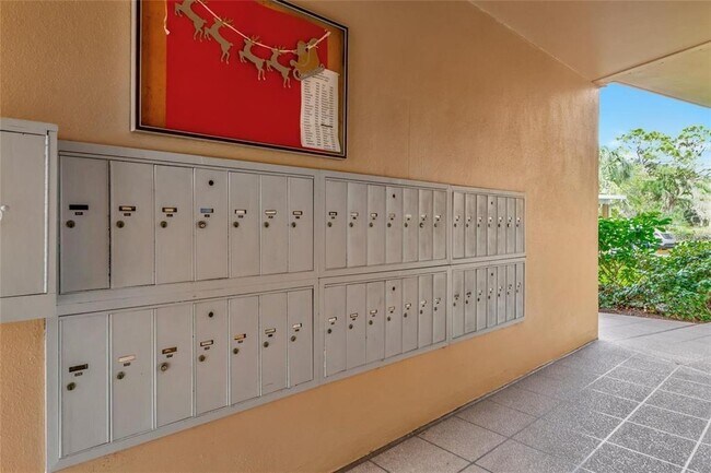 Building Photo - 3640 Ironwood Cir