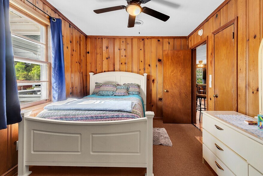 Building Photo - 39 Gates Way